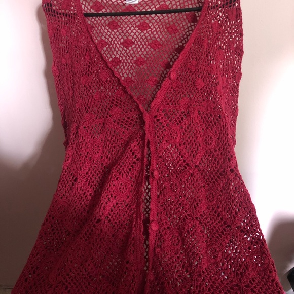 BOBBY’s Embroided red vest - Picture 2 of 5
